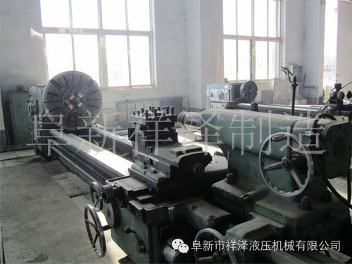 普車CW6163C 最大工件長度3米、最大工件回轉(zhuǎn)直徑630mm